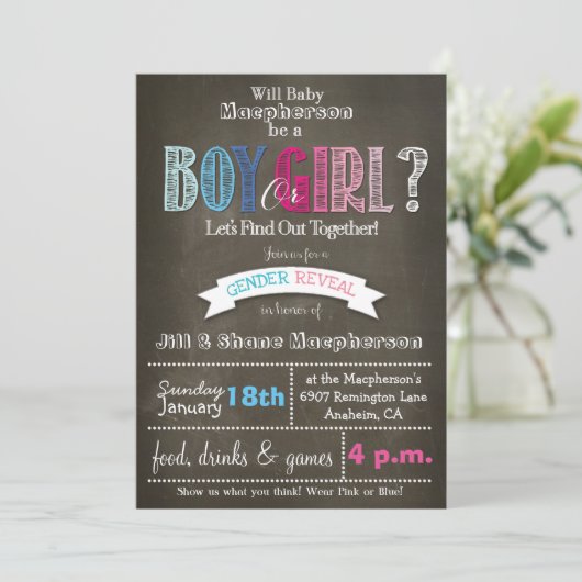 Gender Reveal Chalkboard Uitnodiging 5 x 7 (Staand voorkant)