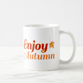 Geniet van de herfst, geniet van een kopje koffie! koffiemok