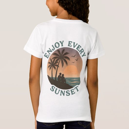 Geniet van elke zonsondergang - Retro Beach T-shirt (Achterkant)