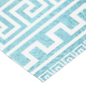 Gentle Blue Greek Meander Pattern op glas Tafelkleed (Gekanteld)