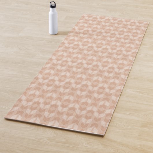 Geo-stap buitenshuis | Coral Arrow Pattern Yogamat (In situ)