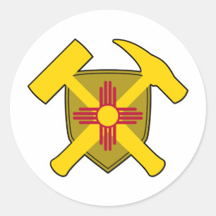 Geologist's Rock Hammer Shield - New Mexico Vlag Ronde Sticker