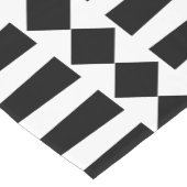 Geometric Black Modern Pattern Korte Tafelloper (Hoek)