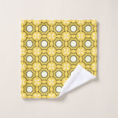  geometric yellow & black pattern  bad handdoek (Wasdoekje)