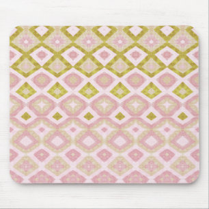 Geometrisch diamantpatroon in roze en olijfgroen muismat