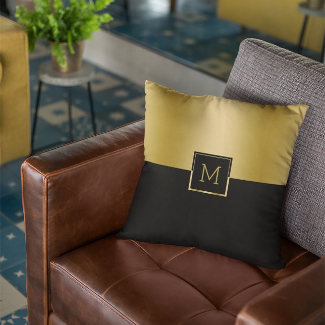 Geometrisch ontwerp met zwart en goud splitscreen kussen (Creator heeft geüpload)