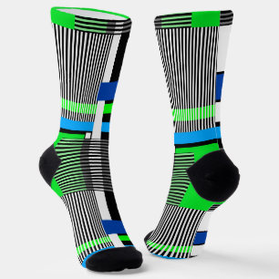 geometrisch patroon in gestreepte en neonkleuren sokken