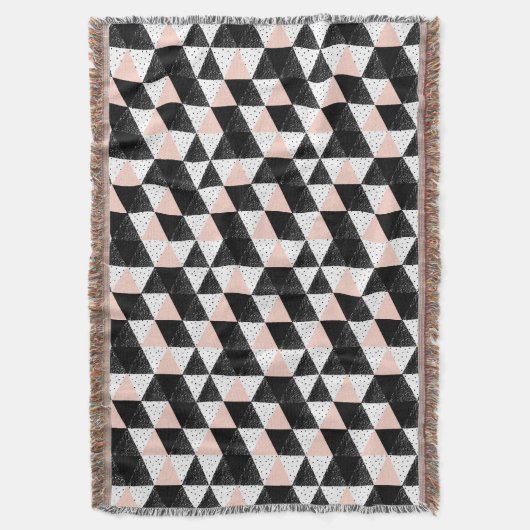 Geometrisch patroon met handgetekende driehoek deken (Voorkant Verticaal)