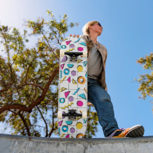 Geometrisch patroon van de Retro van 80-kleuren Skateboard