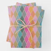 Geometrisch patroon van kleurrijke moderne diamant inpakpapier vel (In situ)