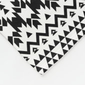 Geometrisch vectorpatroon zwart-wit Aztec Fleece Deken (Hoek)