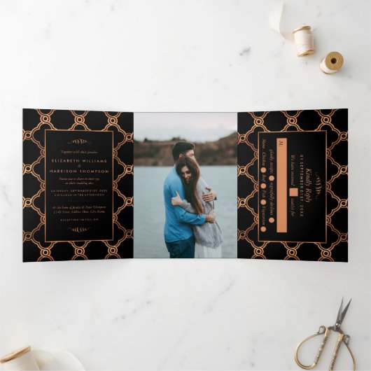 geometrische Art Deco Gatsby Wedding Suite Drieluik Uitnodiging (Binnen)