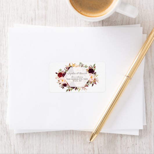 Geometrische bordeauxrood Marsala bloemige bruilof Etiket (Insitu)