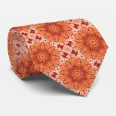 Geometrische Daisy Pattern in Mandarijns Oranje Stropdas (Opgerold)