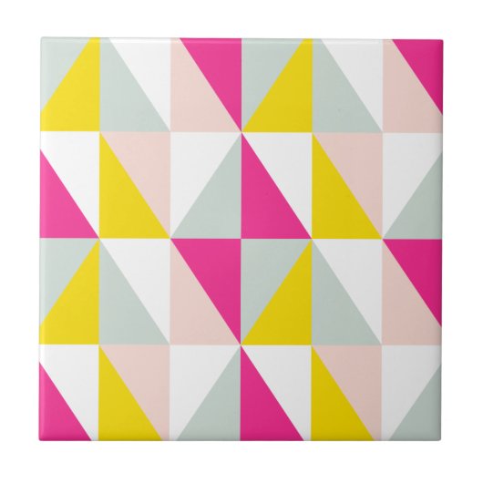 Geometrische driehoeken roze en gele patroon tegeltje (Voorkant)