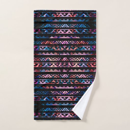 Geometrische lijnen Tribaal goud op abstracte verf Bad Handdoek (Handdoek)