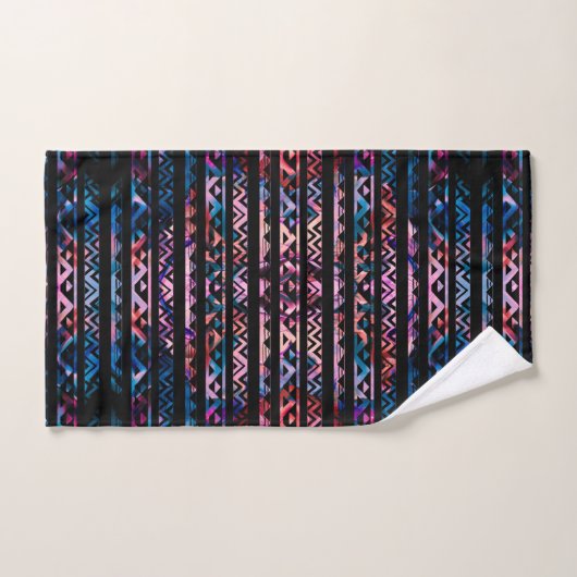 Geometrische lijnen Tribaal goud op abstracte verf Bad Handdoek (Handdoek)