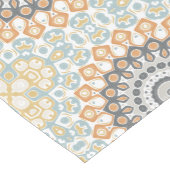 Geometrische mandala in Sinaasappel, grijs en blau Medium Tafelloper (Hoek)