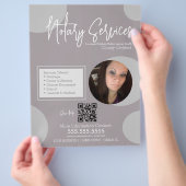 Geometrische publieke notariscode QR-code voor het Flyer (Hand)