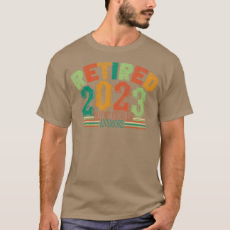 Gepensioneerd 2023 Mijn probleem niet meer, Retro  T-shirt