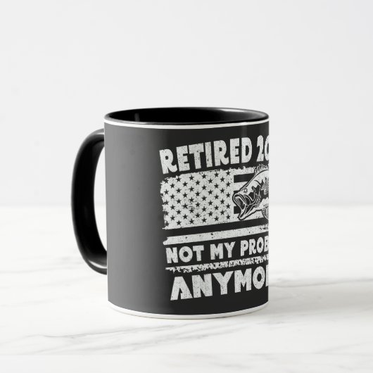 Gepensioneerd 2024 niet mijn probleem meer grappig mok (Voorkant links)