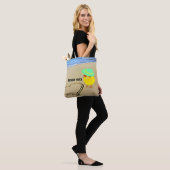 Gepensioneerde Chick bij het strand Tote Bag (Op model)
