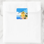 Gepensioneerde Chick... op het strand, Vierkante Sticker (Tas)
