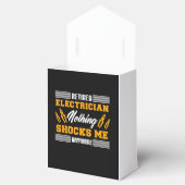 Gepensioneerde elektricien, niets dat me nog meer  bedankdoosjes (Geopend)