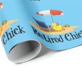 Gepensioneerde kip op het strand, cadeaupapier (Rol Hoek)