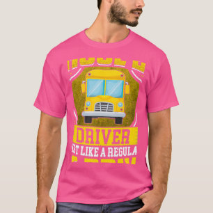 Gepensioneerde schoolbus-chauffeur Uitzondering op T-shirt