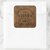 Gepersonaliseerd 65ste verjaardagsfeest vierkante sticker (Tas)