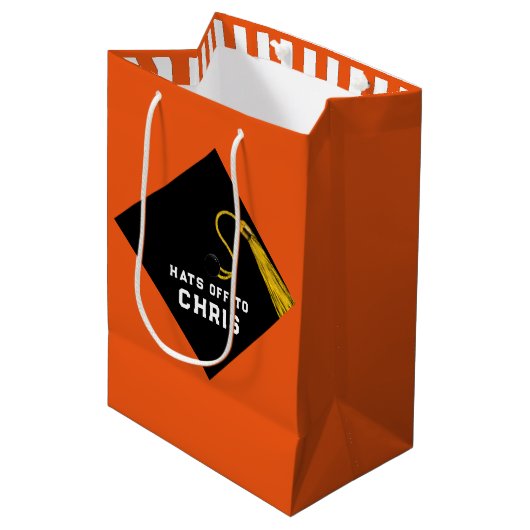 Gepersonaliseerd Afstuderen 2022 Middelgrote Gift Medium Cadeauzakje (Voorkant Gekanteld)