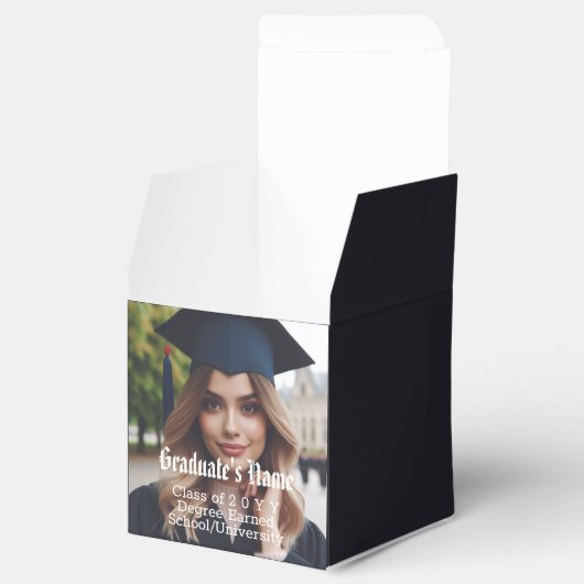 Gepersonaliseerd Afstuderen Foto met Pet en Diplom Bedankdoosjes (Geopend)