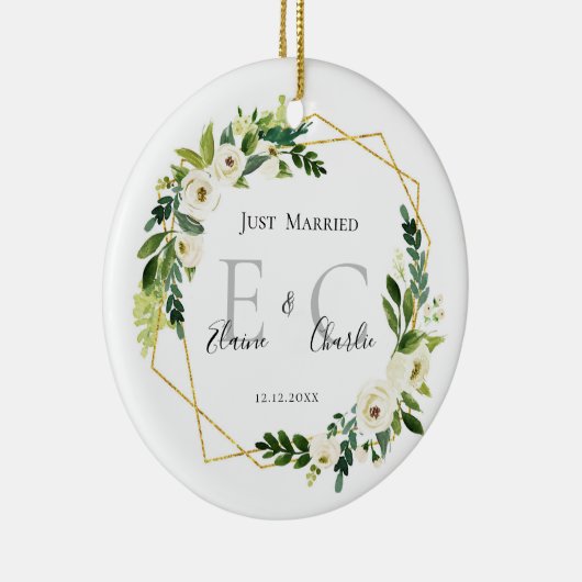 Gepersonaliseerd Alleen getrouwd Names Mr & Mrs. Keramisch Ornament (Rechts)