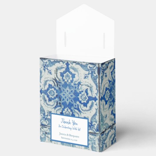 Gepersonaliseerd Antiek Portugees Tile Patroon Bedankdoosjes (Geopend)