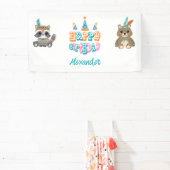 Gepersonaliseerd bos "Happy Birthday"-banner Spandoek (Insitu)