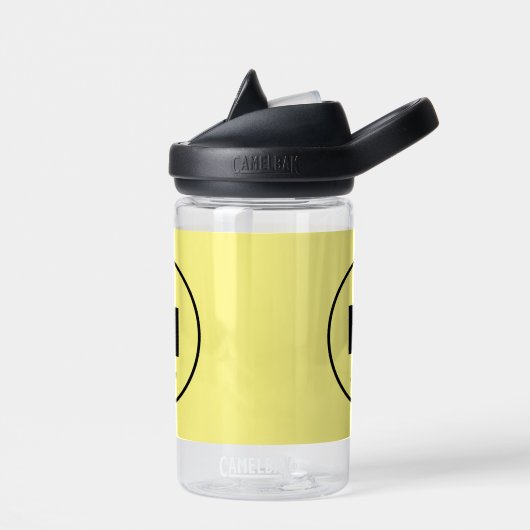 Gepersonaliseerd eenvoudig monogram geel script ki waterfles (Links)