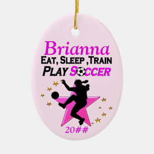 GEPERSONALISEERD EN GEDATEERD VOETBALMEISJE ORNAME KERAMISCH ORNAMENT