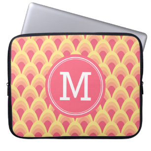Gepersonaliseerd geometrisch roze zwart monogram laptop sleeve