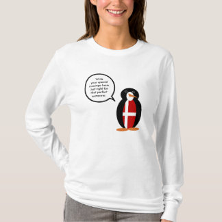 Gepersonaliseerd Geschenk met Deense Vlag en Pingu T-shirt