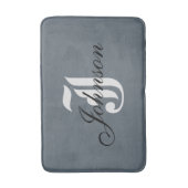 Gepersonaliseerd grijs wit elegant monogram badmat (Voorkant Verticaal)