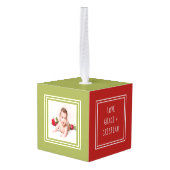 Gepersonaliseerd Groen Rood Twee Malplaatje van de Ornament (Achter hoekig)