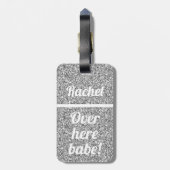 Gepersonaliseerd hier babe | Zilver Glitter Bagagelabel (Achterkant verticaal)