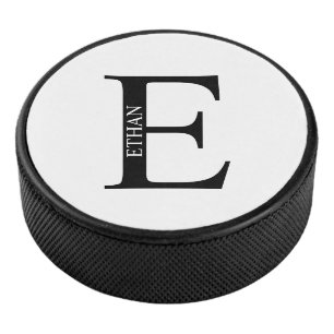 Gepersonaliseerd monogram en naam hockey puck