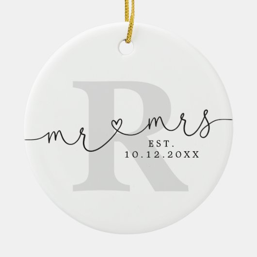 Gepersonaliseerd monogram Mr. Mrs. Keramisch Ornament (Voorkant)