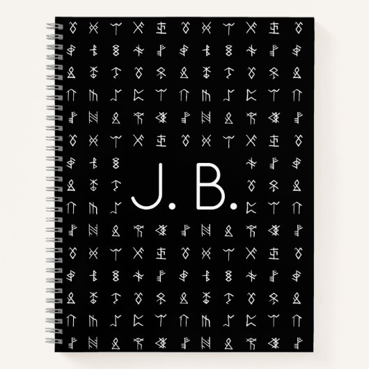 Gepersonaliseerd Notitieboek met Monogram & Runic  (Voorkant)