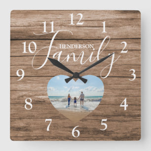 Gepersonaliseerd Rustisch Houteffect Hartfoto Vierkante Klok