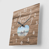 Gepersonaliseerd Rustisch Houteffect | Hartfoto Vierkante Klok (Hoek)