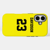 Gepersonaliseerd shirt met naam en nummer in geel Case-Mate iPhone case (Achterkant (horizontaal))