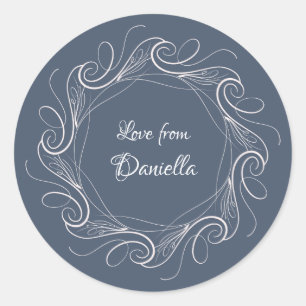 Gepersonaliseerd stoffig blauw filigraan cadeau la ronde sticker